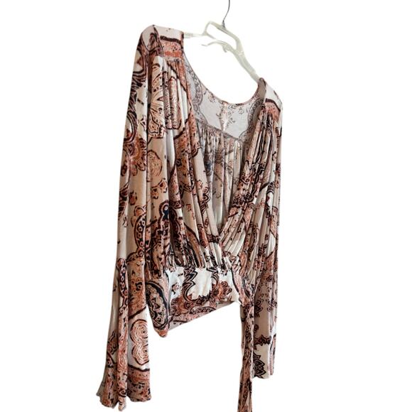 Free People Fiona Bell Sleeve Surplice Paisley Long Sleeve Top Blouse Small - Picture 4 of 6